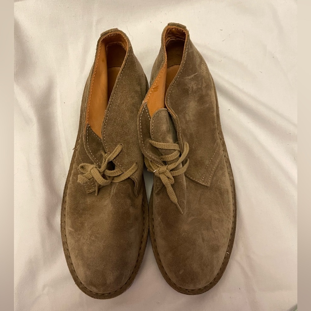 Astorflex stone colored suede Italian boots